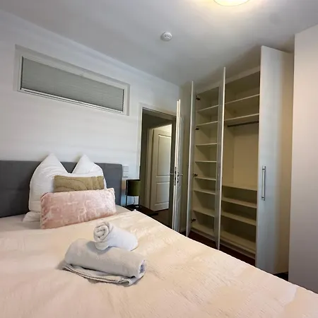 DOM LIVING - LuxusHaus Villa